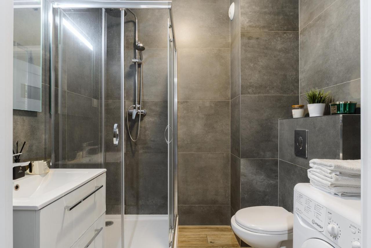 לודז' Lumina Luxury Apart On Wroblewskiego Street מראה חיצוני תמונה