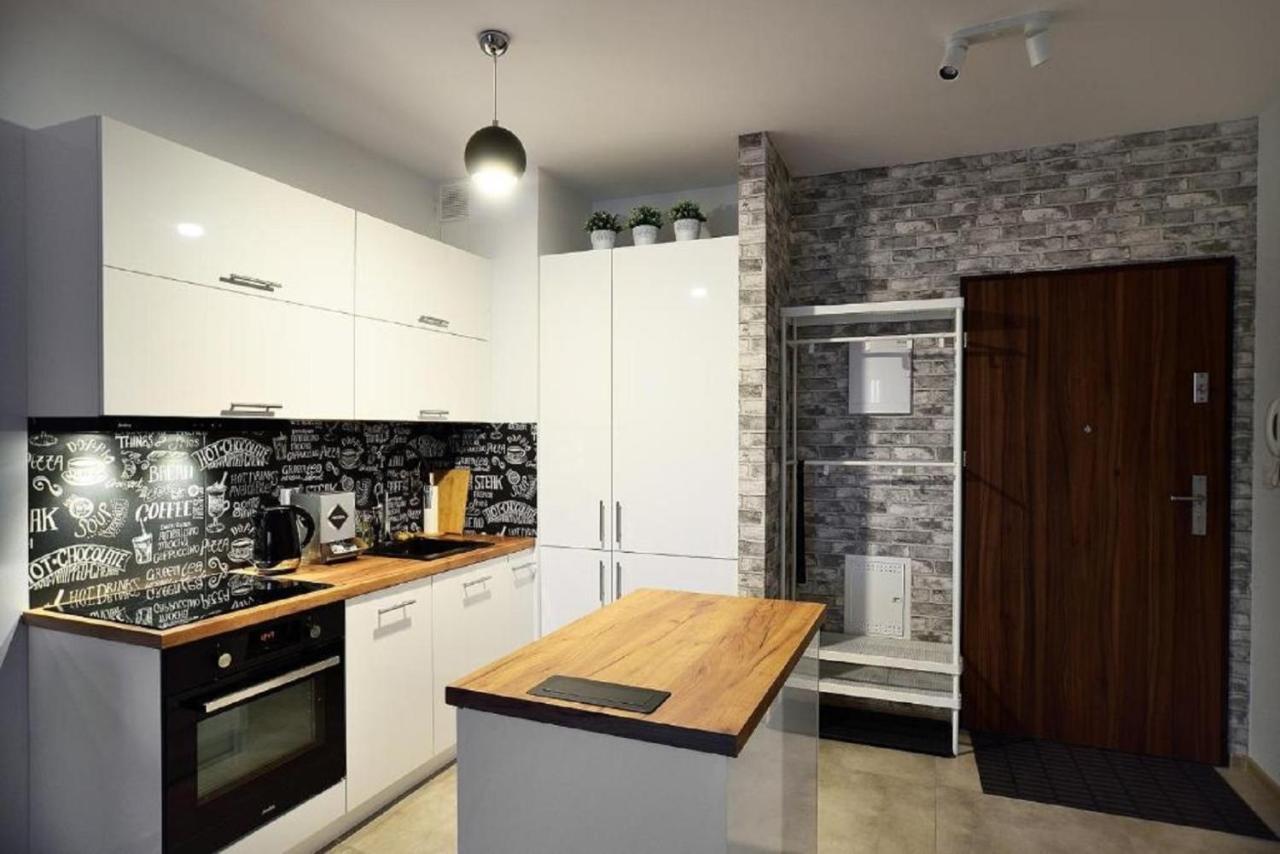 לודז' Lumina Luxury Apart On Wroblewskiego Street מראה חיצוני תמונה
